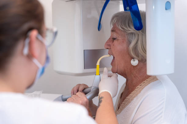Best Weekend Emergency Dentist in West Rson, CA